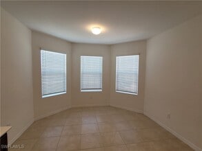 1230 NW 19th St in Cape Coral, FL - Building Photo - Building Photo