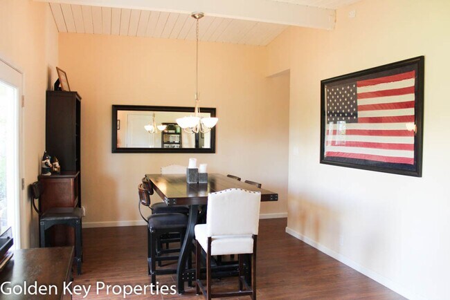 3338 Tropicana Dr in Oceanside, CA - Building Photo - Building Photo