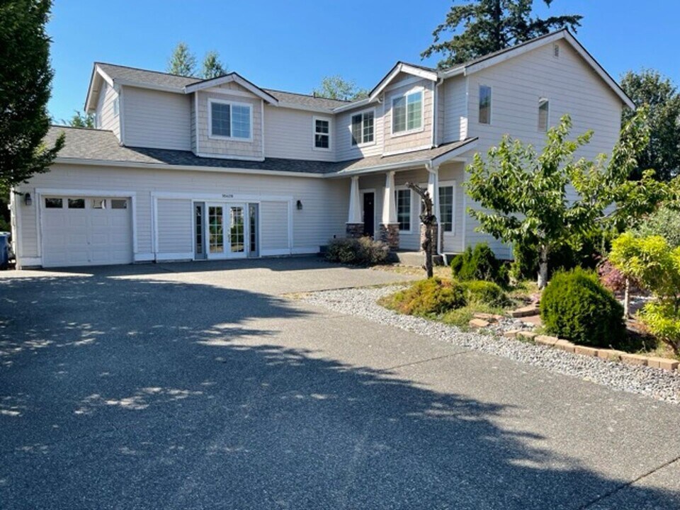 16428 41st Pl W in Lynnwood, WA - Building Photo