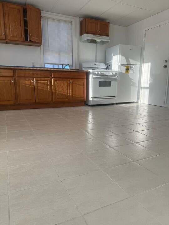 955 Manton Ave in Providence, RI - Building Photo