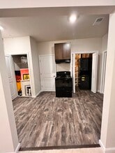 2067 Hinshaw Dr, Unit Basement in Odenton, MD - Building Photo - Building Photo