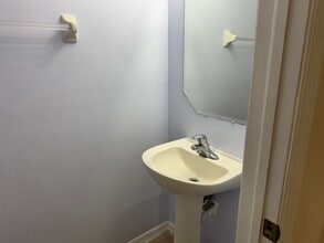 2131 SE Destin Dr in Port St. Lucie, FL - Building Photo - Building Photo
