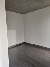 160 N Elizabeth St-Unit -1B in Chicago, IL - Building Photo - Building Photo