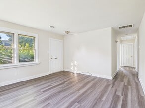 1108 Goddin St in Richmond, VA - Foto de edificio - Building Photo