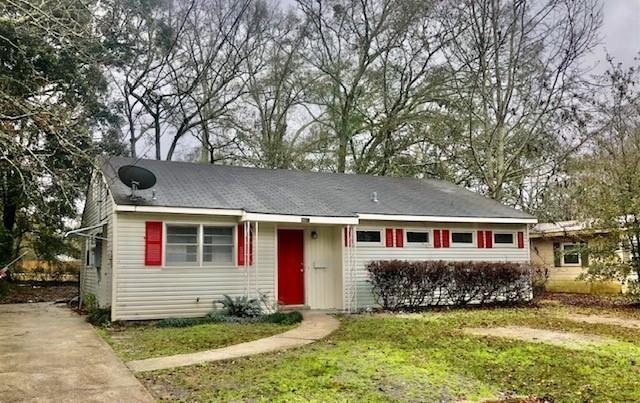 property at 3005 Louise Dr N