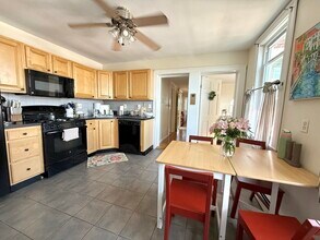 276 Bunker Hill St in Boston, MA - Building Photo - Building Photo