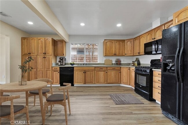 12802 Rain Shadow Rd in Victorville, CA - Building Photo - Building Photo