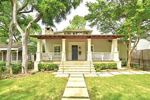 1708 W 29th St in Austin, TX - Building Photo