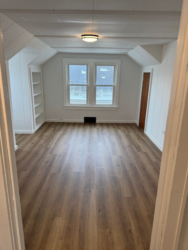 204 Feltz St, Unit B