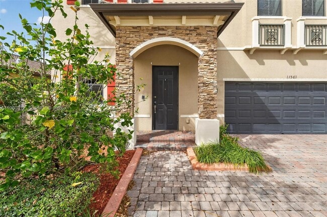 11561 SW 232nd Ln in Homestead, FL - Building Photo - Building Photo