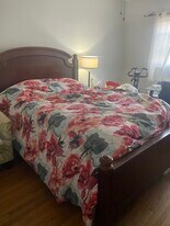 4120 210th St in Bayside, NY - Building Photo