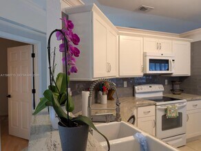 4153 Sapphire Terrace in Weston, FL - Building Photo - Building Photo