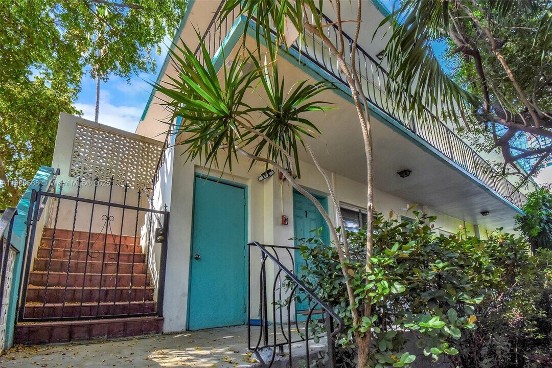 544 Michigan Ave in Miami Beach, FL - Building Photo