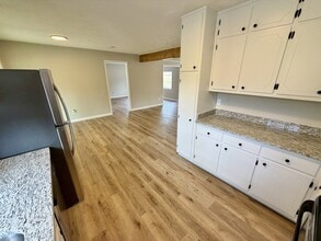 80 Glenn Burnie Dr in Stockbridge, GA - Building Photo - Building Photo