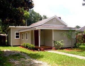 5239 11th St in Zephyrhills, FL - Building Photo