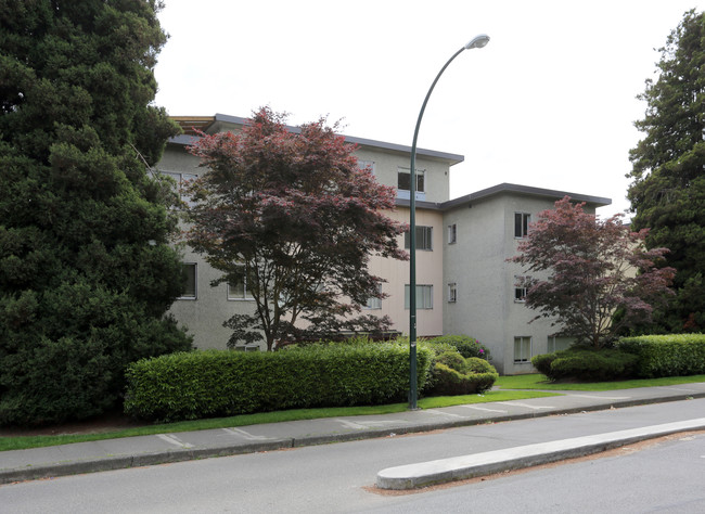 1946 York Ave in Vancouver, BC - Building Photo - Primary Photo
