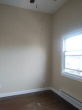 17 Wallis Ave, Unit 2 in Jersey City, NJ - Building Photo - Building Photo