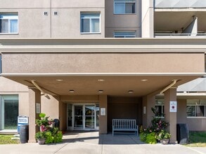 25 Westwood Ct in Kawartha Lakes, ON - Building Photo - Building Photo