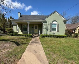 514 E Charnwood St in Tyler, TX - Building Photo