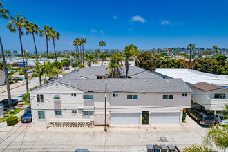 4445 Fanuel St in San Diego, CA - Building Photo - Building Photo