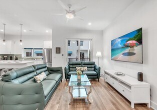 15405 Gulf Blvd in Madeira Beach, FL - Building Photo - Building Photo