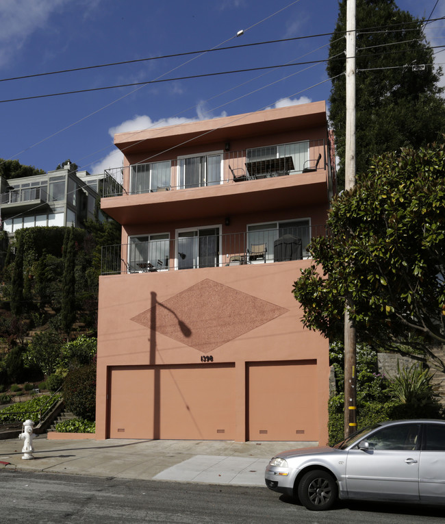 1398 Noe St in San Francisco, CA - Foto de edificio - Building Photo