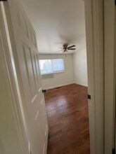 1732 S 234th St, Unit A in Des Moines, WA - Building Photo - Building Photo