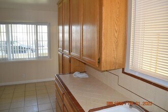 768 Julian St in Turlock, CA - Building Photo - Building Photo