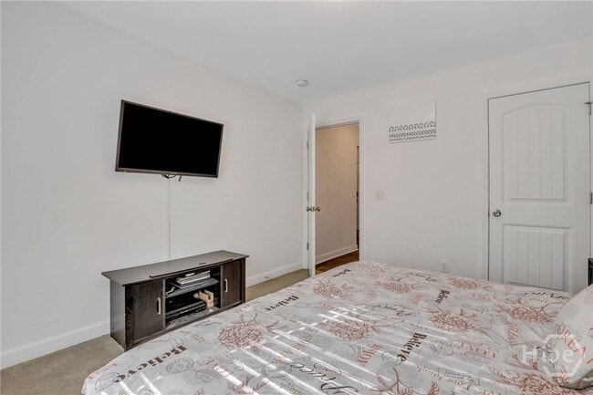 property at 128 Fontenot Dr