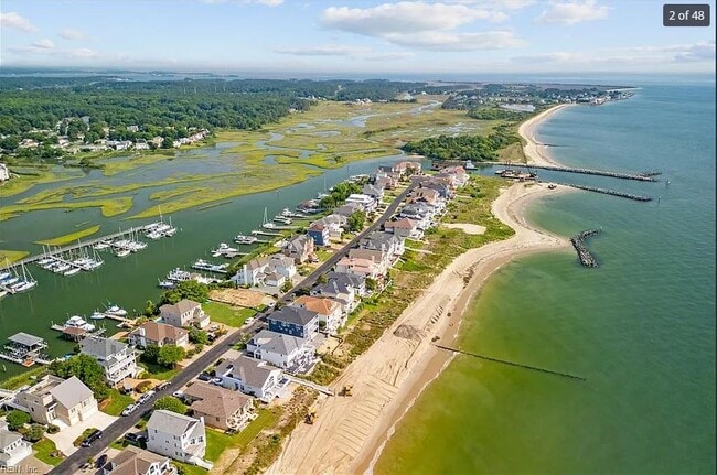 property at 31 Bay Front Pl