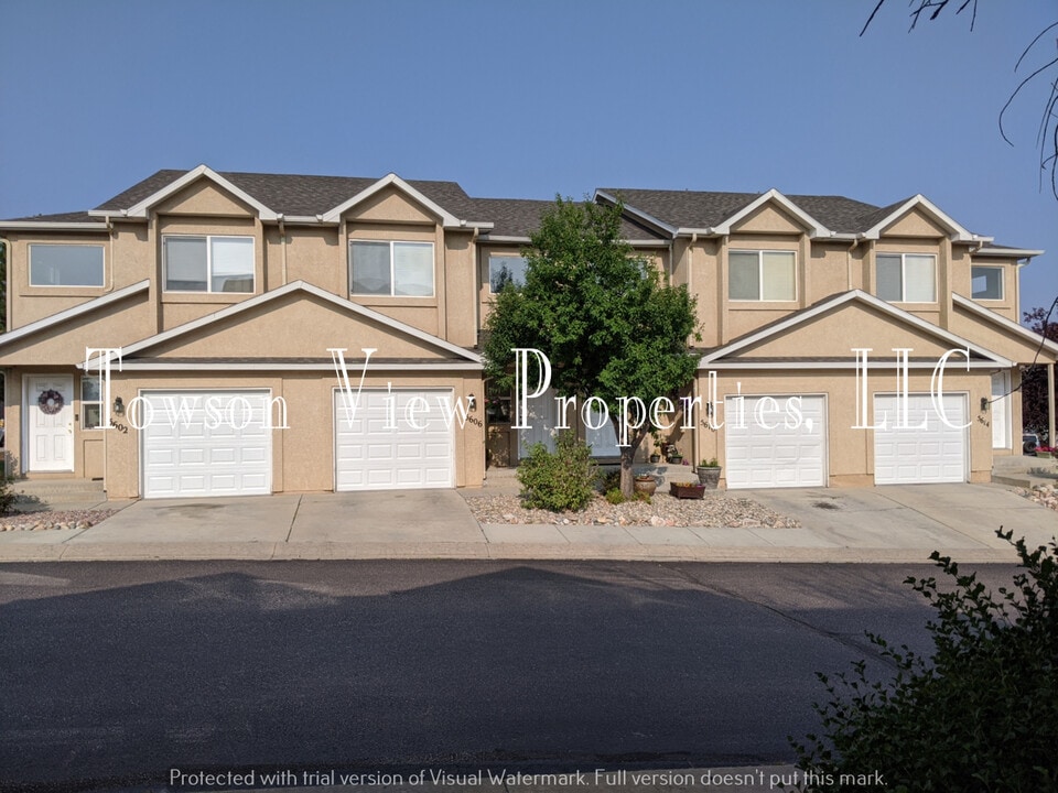 5610 Towson View in Colorado Springs, CO - Building Photo