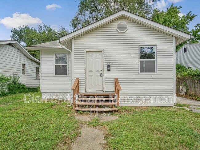 property at 5611 Hallows Ave