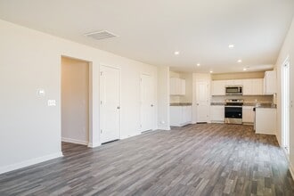 668 Savanac St SE in Bolivia, NC - Building Photo - Building Photo