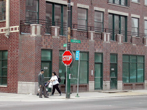 1901-1907 W Chicago Ave in Chicago, IL - Building Photo - Other