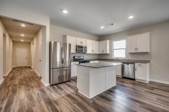3039 Red Bark Dr in Conway, SC - Building Photo - Building Photo