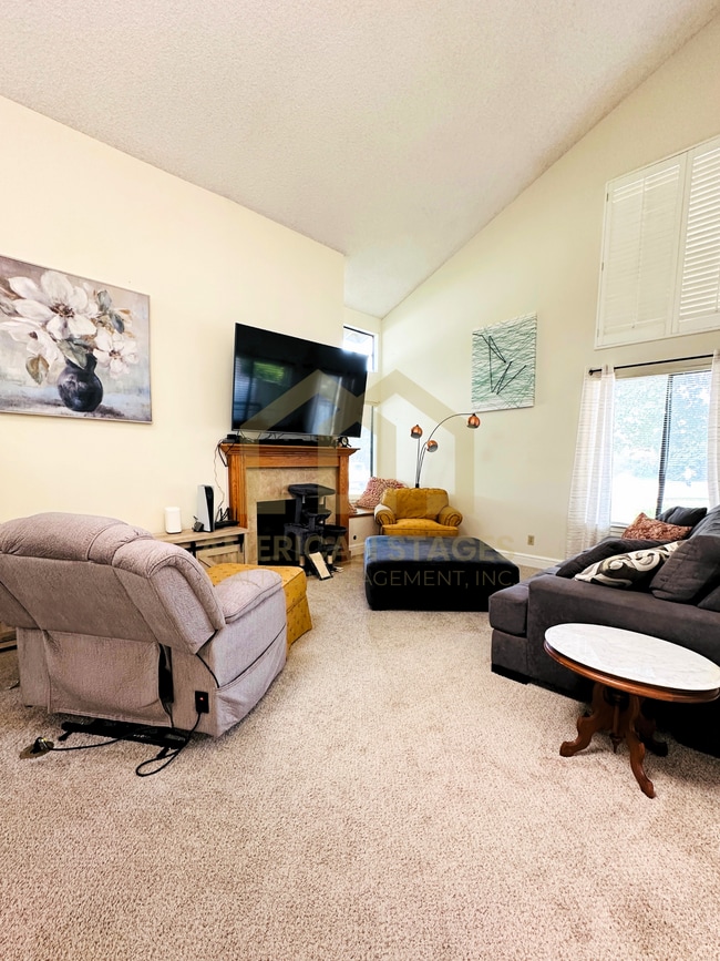 1209 Riverside Dr in Lompoc, CA - Building Photo - Building Photo