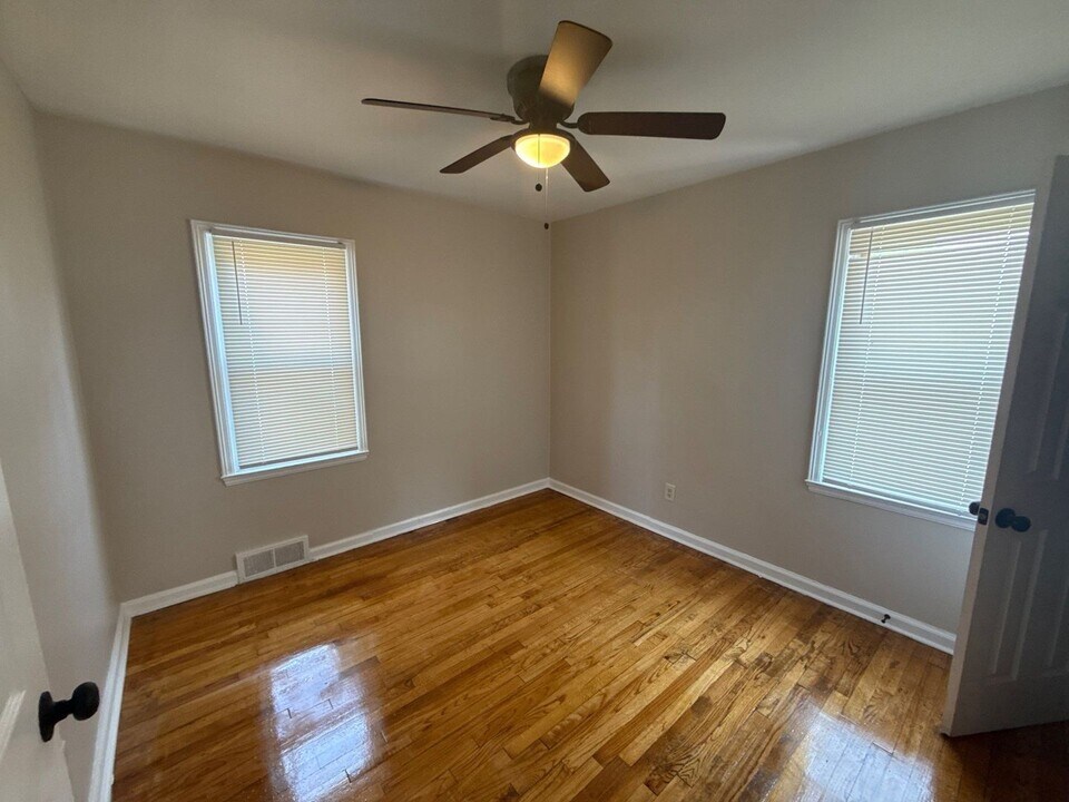 17554 Avon Ave in Detroit, MI - Building Photo