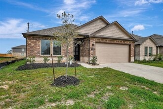 388 Kendall Crest Dr in Alvin, TX - Foto de edificio - Building Photo