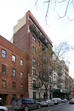 210 W 21st St in New York, NY - Building Photo - Building Photo