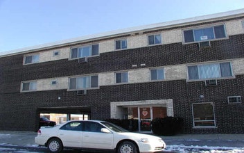 2139 S Clinton Ave in Berwyn, IL - Building Photo - Building Photo