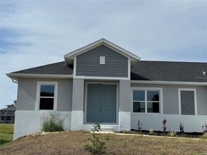 236 Long Meadow Ln S in Rotonda West, FL - Building Photo - Building Photo