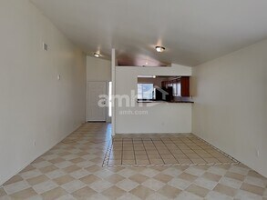 7729 W Rancho Dr in Glendale, AZ - Building Photo - Building Photo