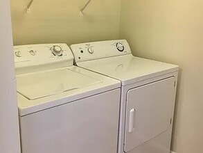 385 Magnolia Rd, Unit C in Vineland, NJ - Building Photo - Building Photo