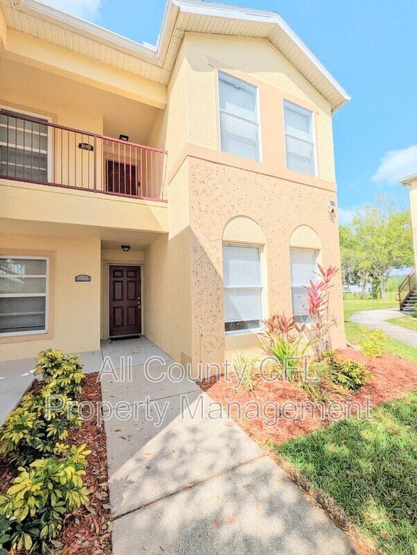 property at 2816 Club Cortile Cir
