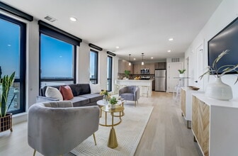 Vida By Gomes in Newark, NJ - Foto de edificio - Building Photo