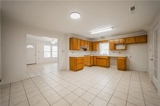 129 W Main St in West Fork, AR - Foto de edificio - Building Photo