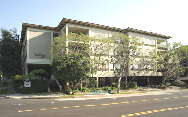 6100 Buckingham Pky in Culver City, CA - Foto de edificio