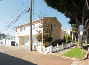 1352 Ocean Park Blvd in Santa Monica, CA - Building Photo - Building Photo