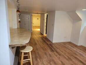 4612 Meridian Ave N in Seattle, WA - Building Photo - Building Photo