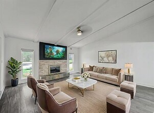 1121 Bass Dr in Plano, TX - Building Photo - Building Photo